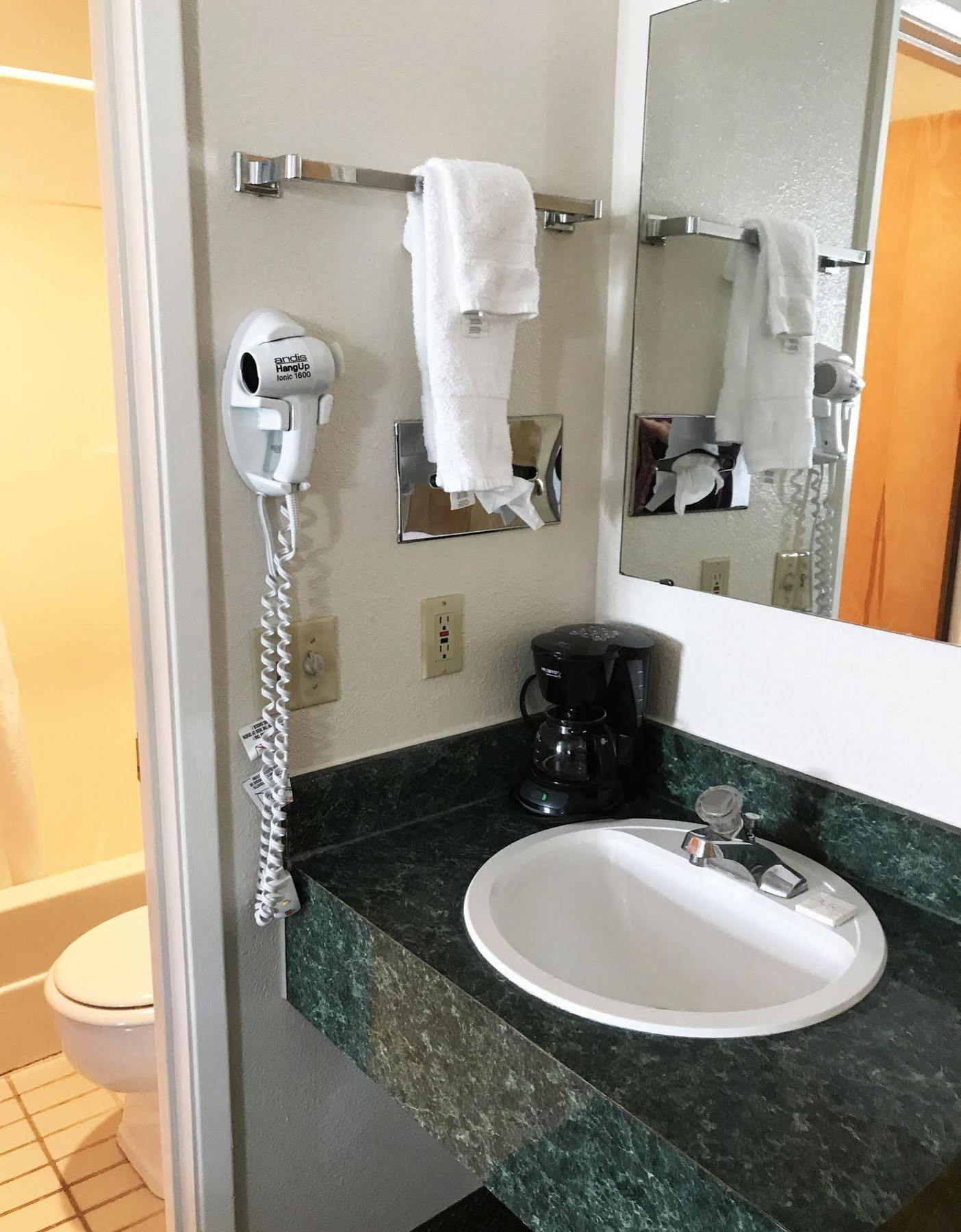Fairbridge Inn - Coeur D'Alene Ngoại thất bức ảnh